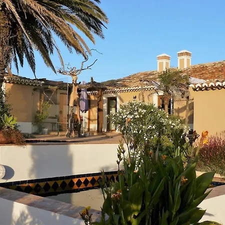 Monte D Sancho, 5 Min Away From Amoreira Beach Holiday home *